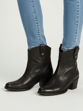 Frye Jackie Button Short Boot